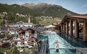 Das Central – Alpine . Luxury . Life